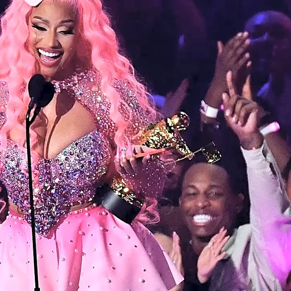 How Camera Direction Shaped Four Memorable VMA Performances
