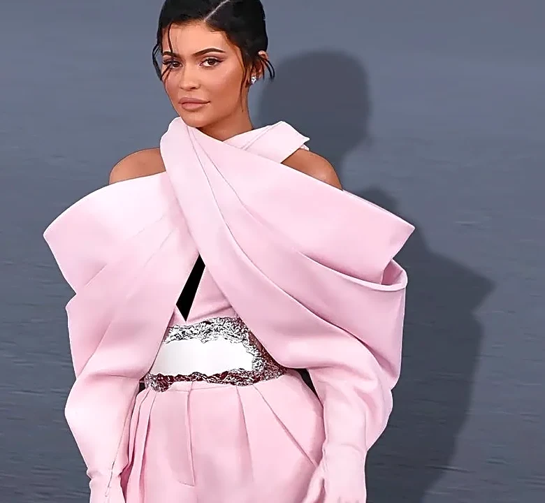 Why VMA Fashion Often Takes More Risks Than Traditional Awards-Show Style