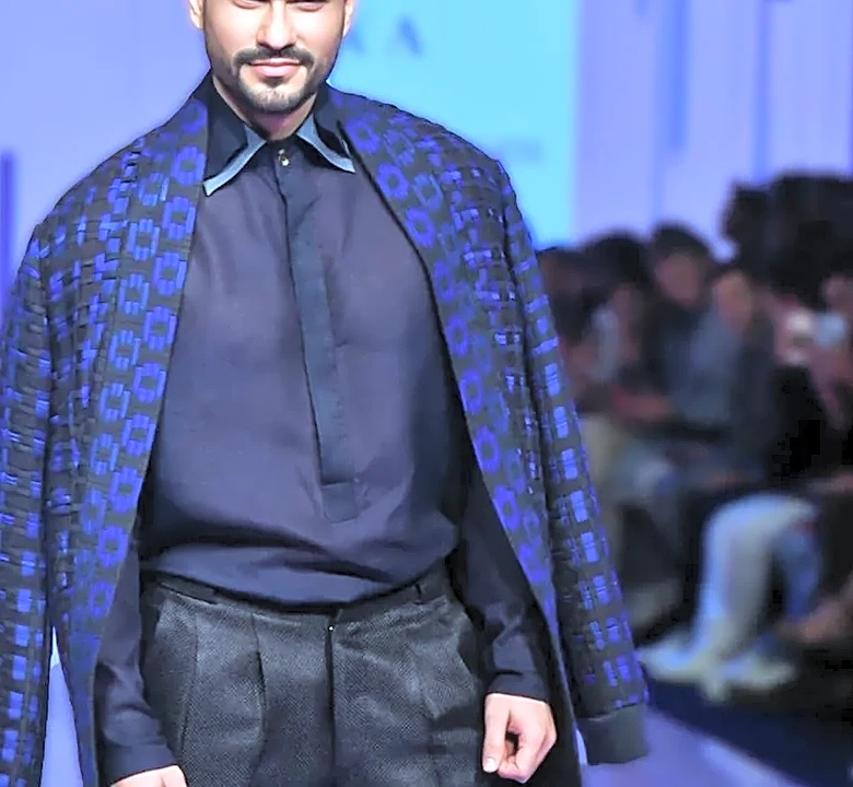 5 Paris Fashion Week Ideas for People Who Hate One-Occasion Clothes