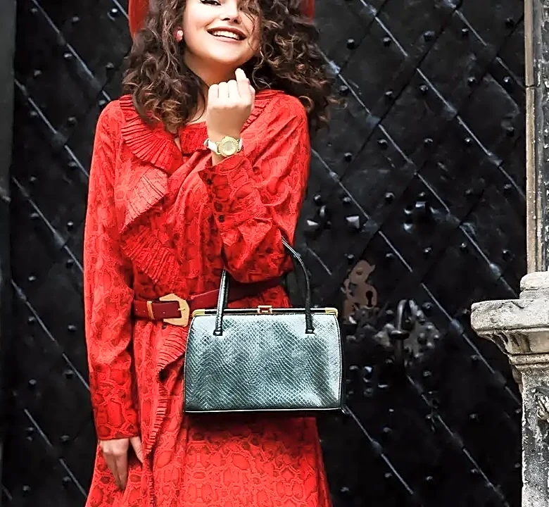 Why Day wear of 1910s World War I-era fashion Almost Looked Completely Different