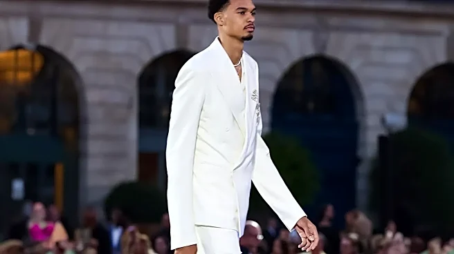 The Paris Fashion Week Formula for Making Jeans Work at a Dressy Dinner