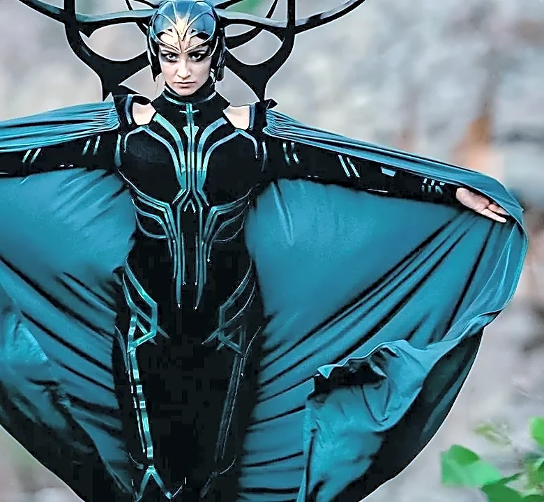 Why New York Comic Con Cosplay Groups Can Create Richer Visual Storytelling Than Solo Looks