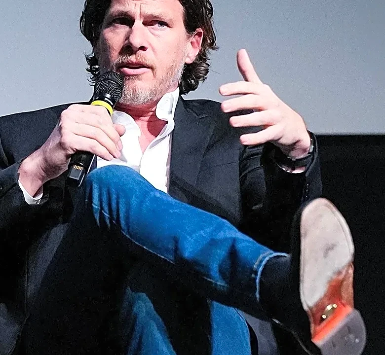How New York Comic Con Lets Showrunners Signal a New Direction Without Spoiling the Story