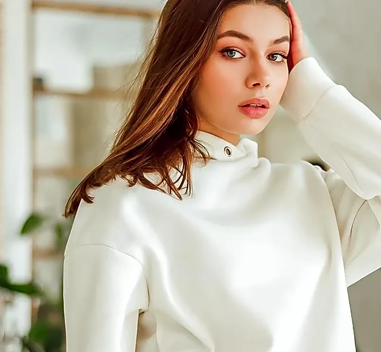 The Formalwear Shortcut Hidden in a Matching Knit Set