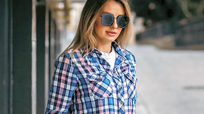 What Changes When You Tuck, Half-Tuck or Leave a Shirt Untucked