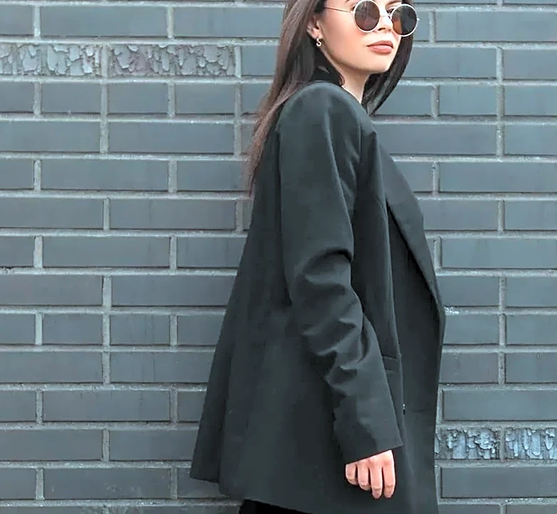 7 Outfits Built Around One Black Blazer