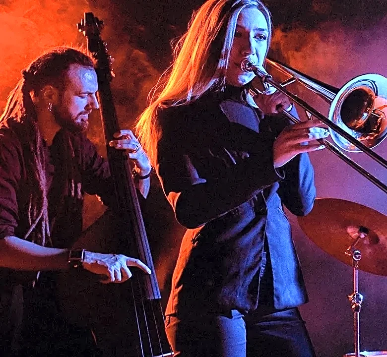 5 Artists You'll Love If You Love Artie Shaw