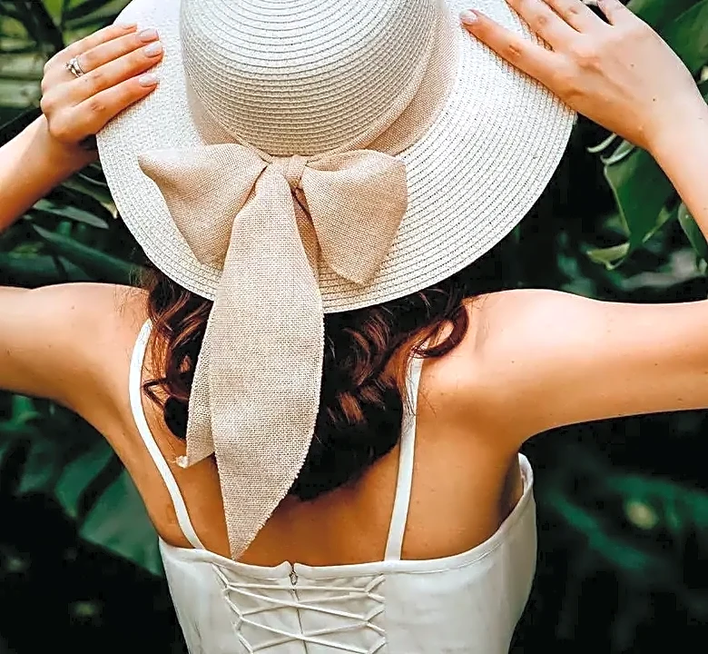 Unexpected Accessories Expand the Definition of a Bridal Look