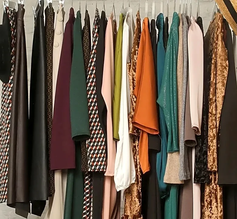 How to Build Outfit Variety Without Constantly Changing Your Aesthetic