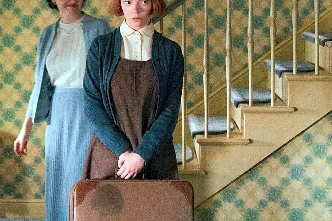 How 1990s British Cinema Made Ordinary Clothes Feel Culturally Specific
