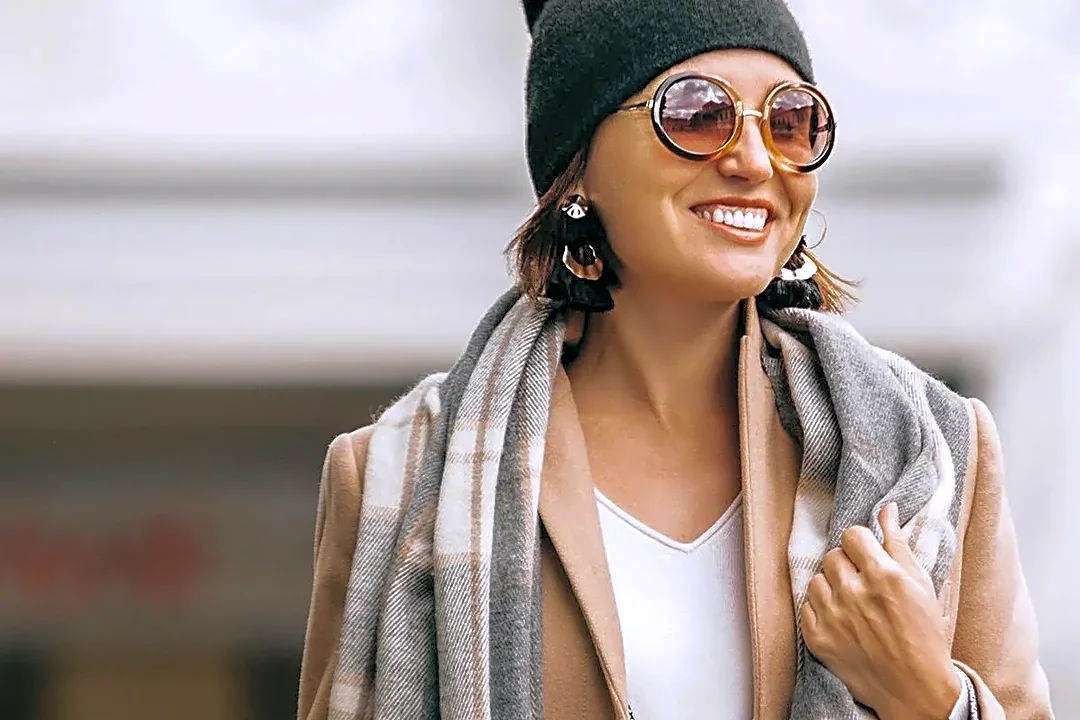 7 Layers That Fit Under a Coat Without Creating Bulky Sleeves