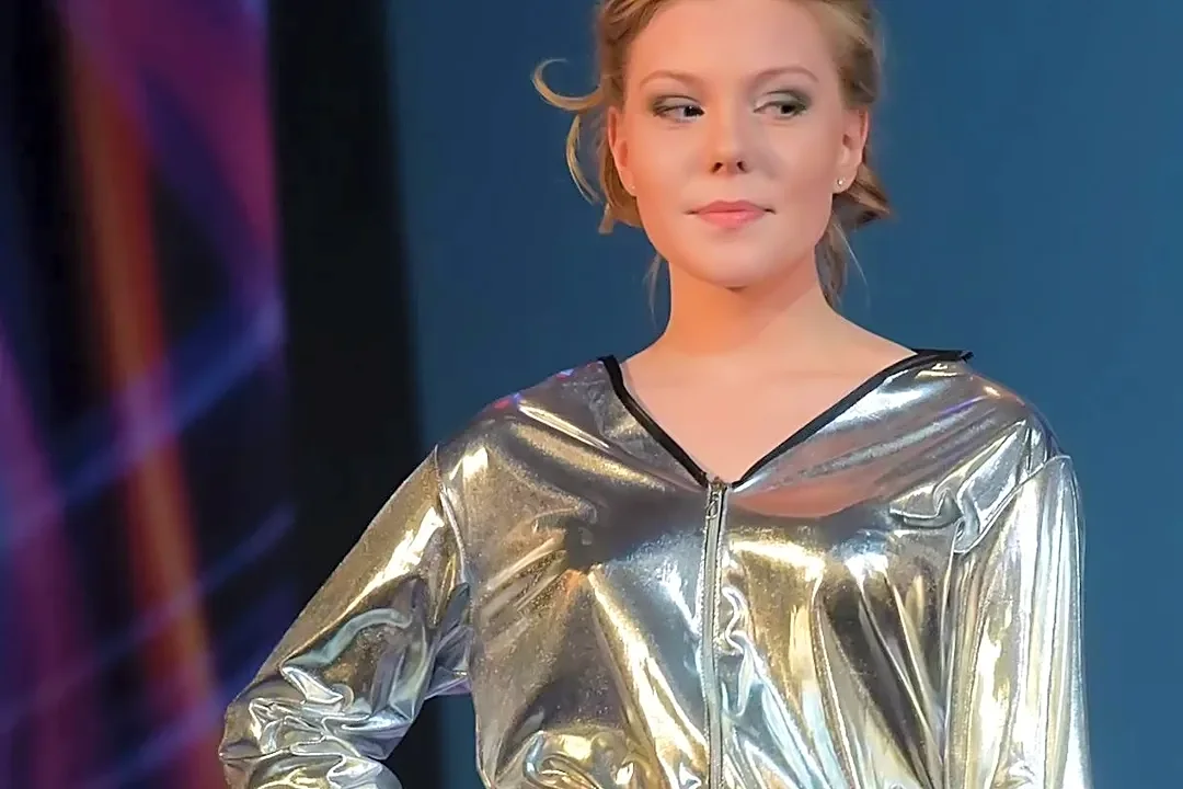 The Reflective Detail That Makes a Night Costume Safer and More Cinematic