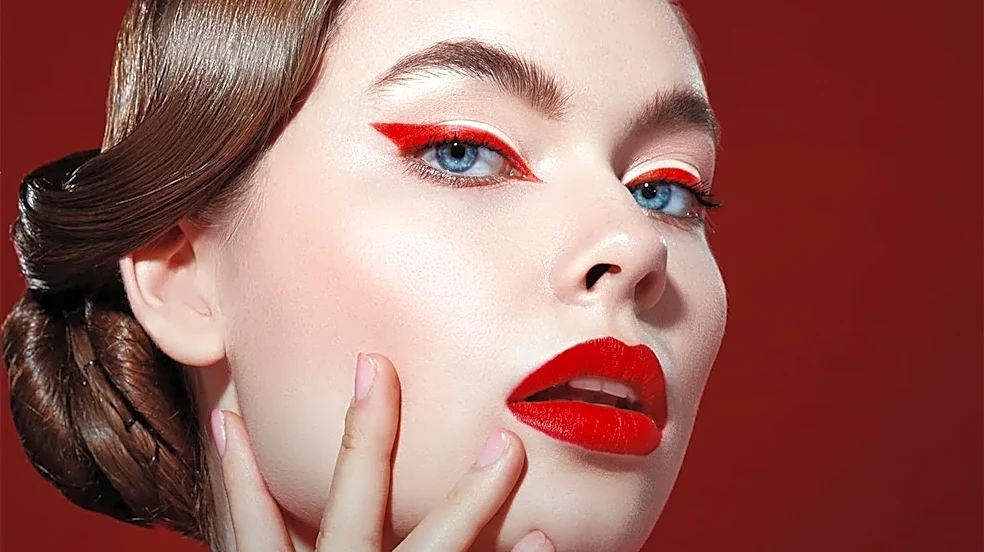The Red Waterline Look That Adds Horror Without Fake Blood