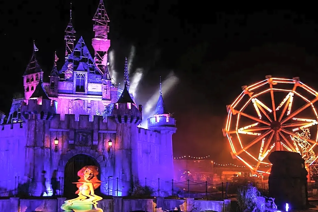 How Halloweentown Became a Disney Channel Halloween Staple