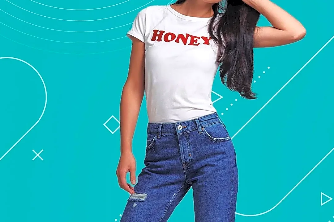 The Hem Detail That Can Make Jeans Work Better With Flats