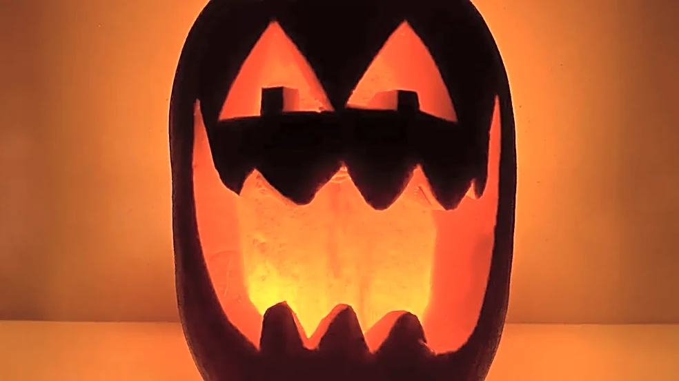 How One Prop Makes Trick 'r Treat Instantly Feel Like Halloween