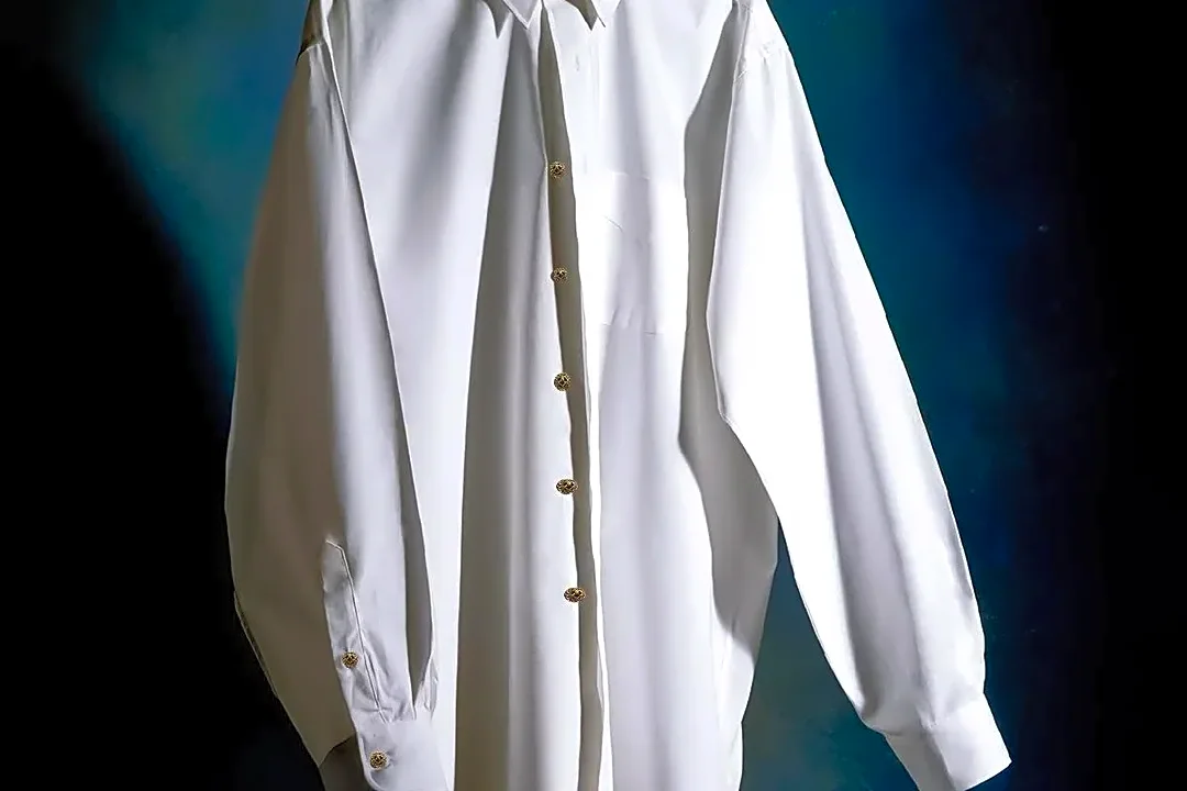 Why the White Shirt Still Survives Every Fashion Cycle