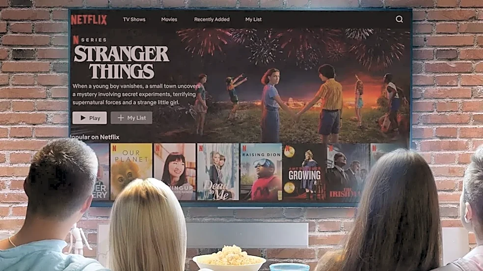 8 Movies Stranger Things Fans Should Watch for More '80s Sci-Fi and Horror