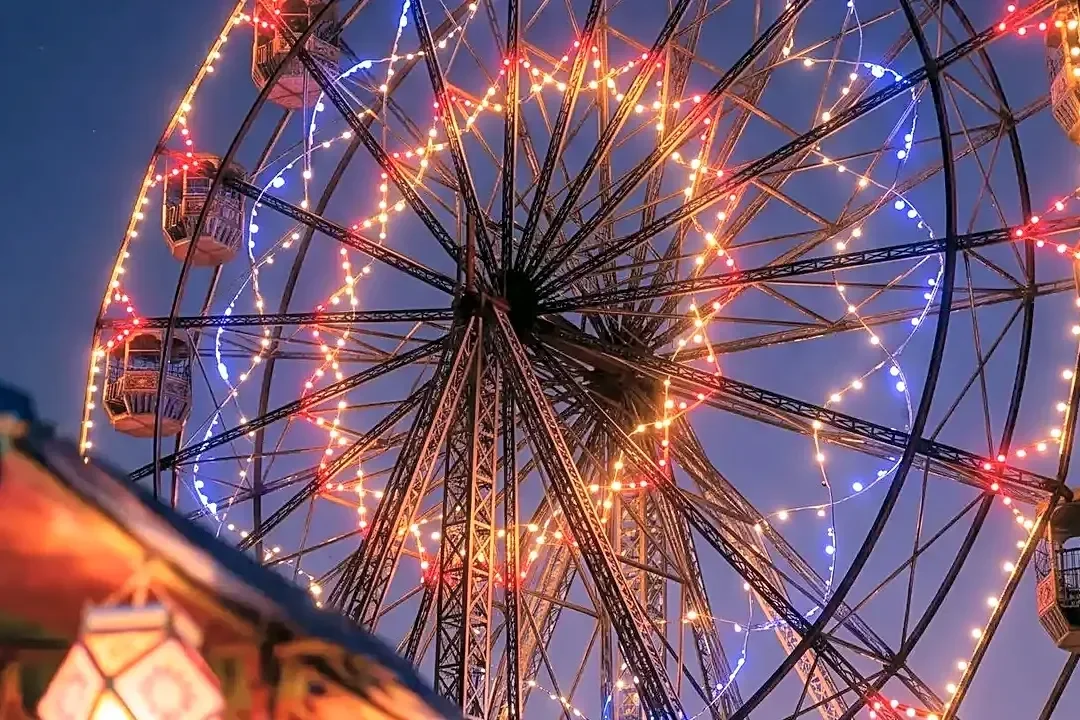6 Ways to Enjoy Camp Flog Gnaw Without Paying for Every Carnival Game