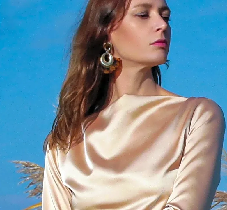 Why Satin Can Work During the Day When Paired With Dry Textures