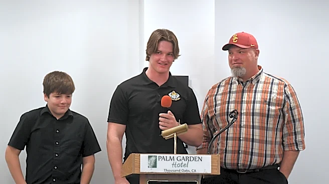USC depth chart: Tobias Raymond to start at center for Trojans