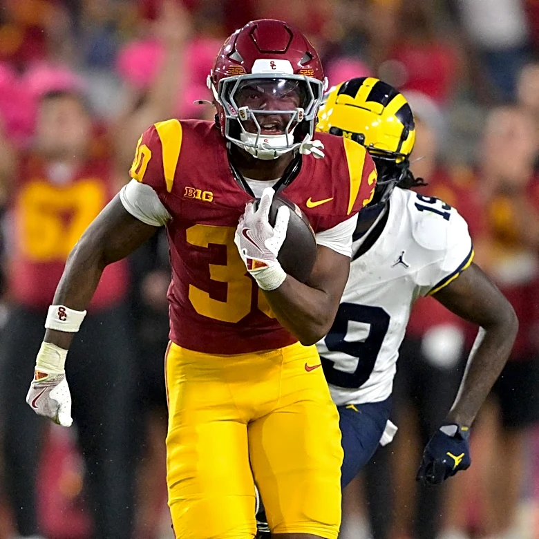 King Miller's challenge: become a great college football player