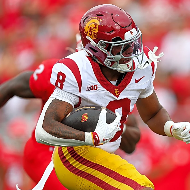 Final predictions for USC - Oregon with Trojan statistics, highlights