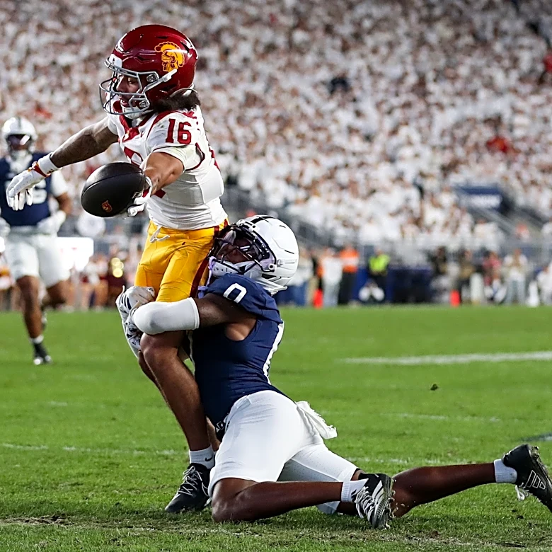 USC football begins to show it can correct flaws, make improvements
