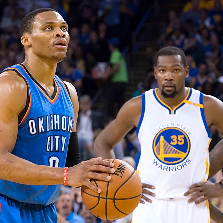 Kevin Durant congratulates Russell Westbrook for his retirement