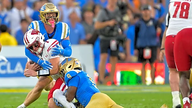 Jalen Woods strives for UCLA to become 'best defense in the country'