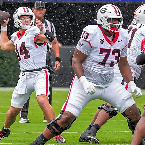 Gunner Stockton leads Georgia in 70-20 win over Western Kentucky