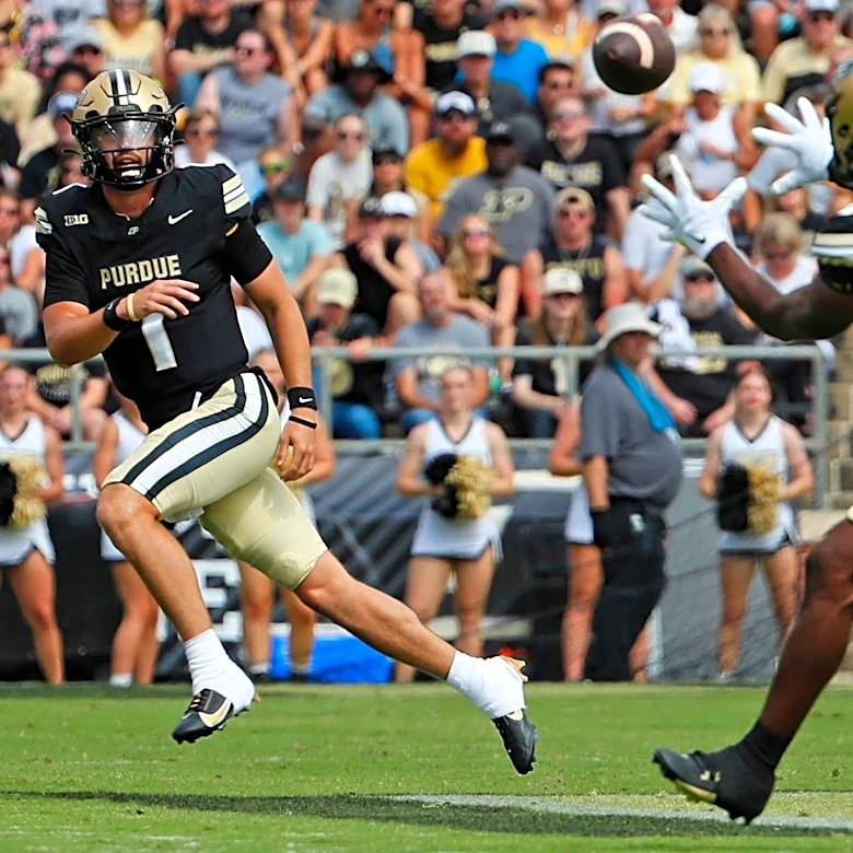 Georgia transfer wide receiver scores clutch overtime touchdown catch