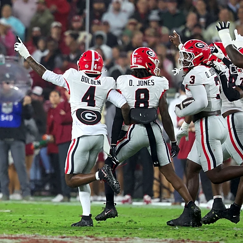 Georgia football claims No. 1 spot in AP Poll after Week 6