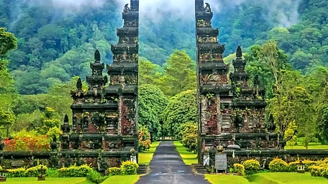 12 Nations Where Locals Truly Love Tourists (and 3 That Are Over It)