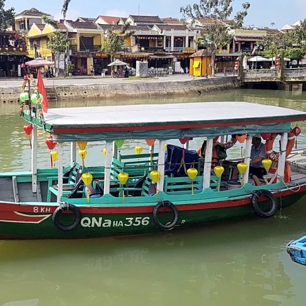 9 Fishing Villages That'll Let You Haul in the Catch of the Day