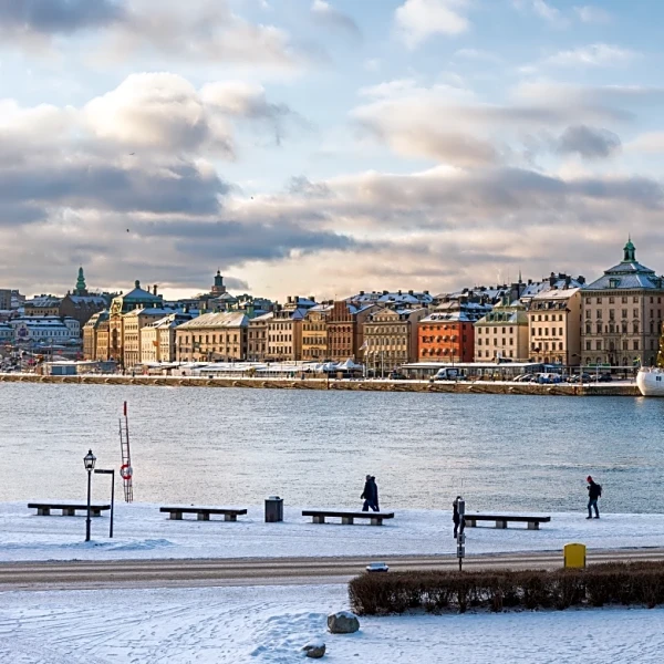 7 European Cities You Can Navigate Easily With A Stroller