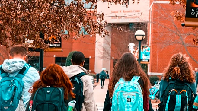 8 Questions to Ask Current Students When Visiting College Campuses