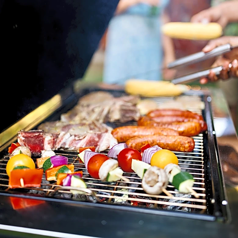 Are you preparing a Memorial Day cookout? Don't risk food poisoning