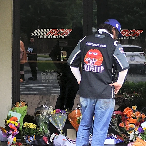 NASCAR fans, 'Rowdy Nation' mourn Kyle Busch at RCR headquarters