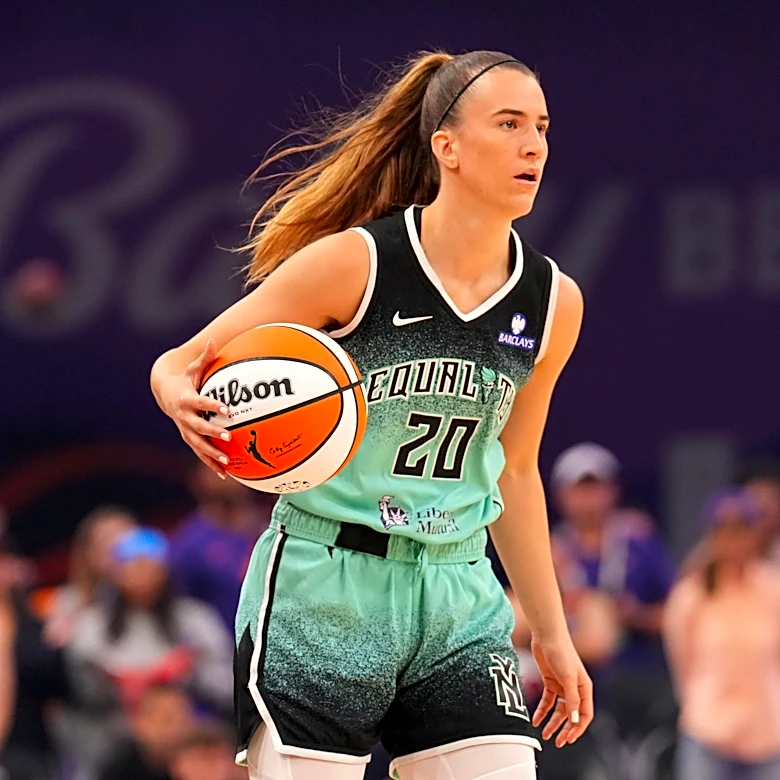Is Sabrina Ionescu playing Sunday? Liberty star announces season debut