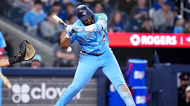 Blue Jays lose Vladimir Guerrero Jr., Dylan Cease to injury vs Pirates