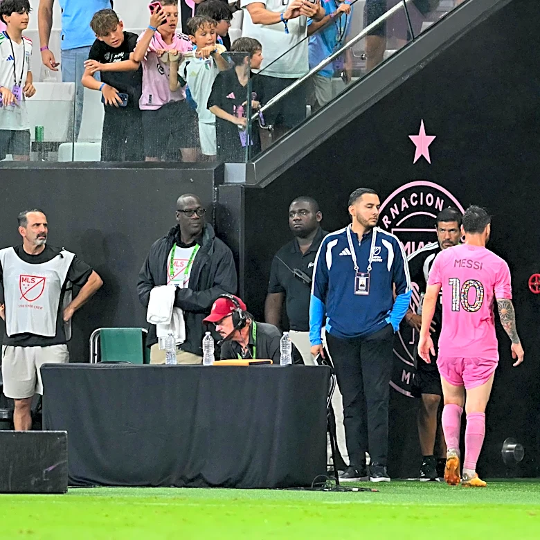 Lionel Messi injury update: Argentina star asks out of final match before World Cup