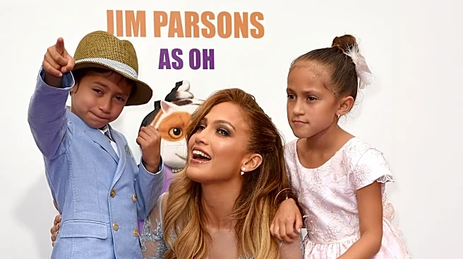 Jennifer Lopez shares rare look at kids in Memorial Day post