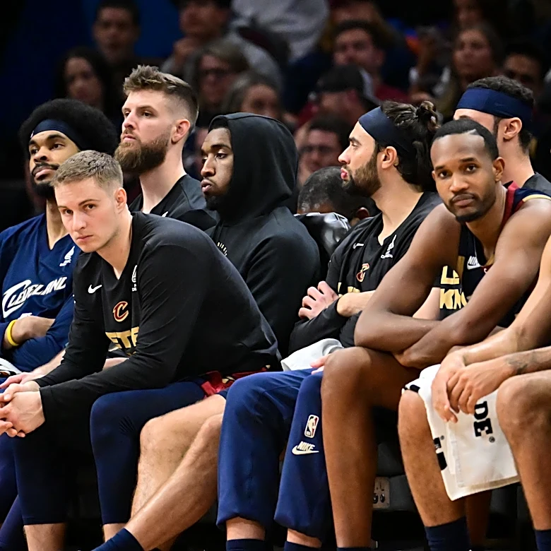 Cavaliers face huge dilemma after Knicks sweep: Blow it up or go for broke?
