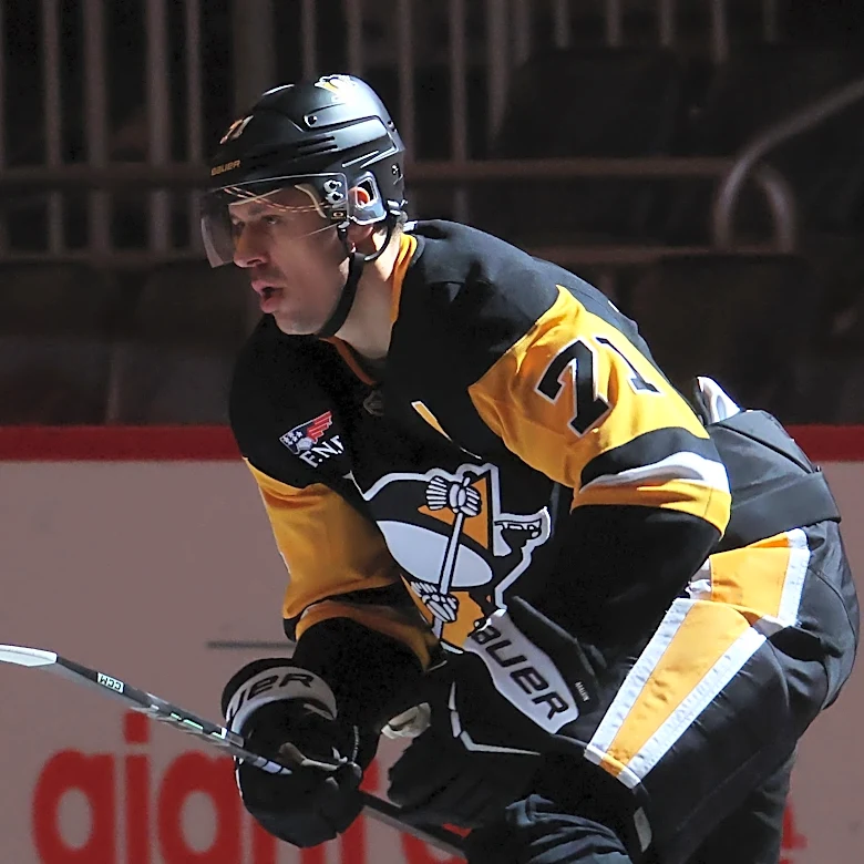 Pittsburgh Penguins sign Evgeni Malkin for one more year
