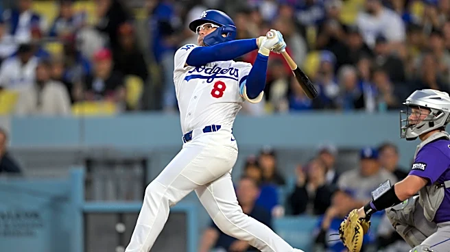 Kiké Hernández exits Dodger game vs. Rockies with left oblique strain