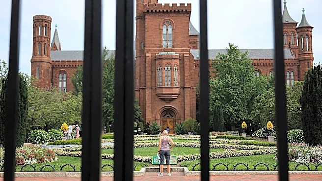 What can you do indoors in Washington DC during Memorial Day weekend?