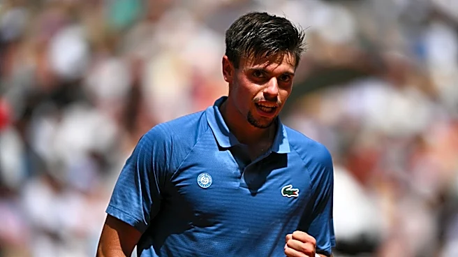 French Open umpire reluctantly grants emergency bathroom break request