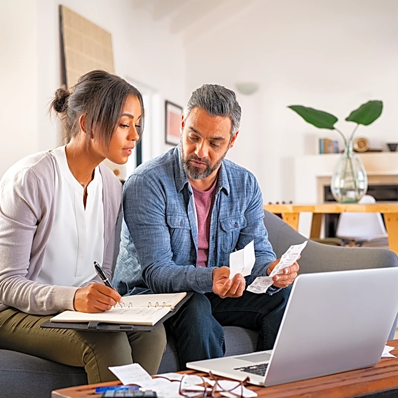 More couples are keeping separate bank accounts. What are the risks?
