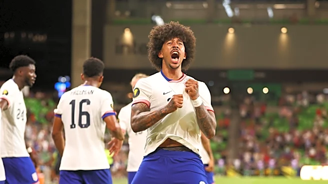 Tim Howard says the USMNT has a leader in center back Chris Richards